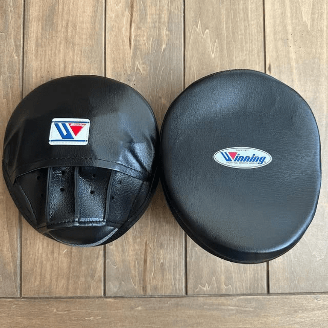 Winning Professional Boxing Punching Mitts - Customizable - Elite Coaching Mitts - Black